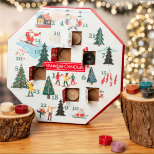 yankee-candle-julekalender-med-fyrfadslys